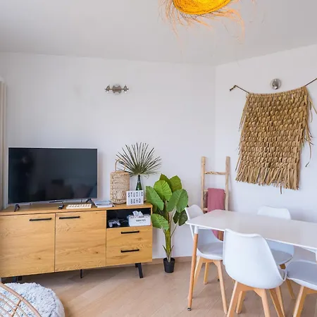 Cozy By The Sea, Cleaning Included Apartment